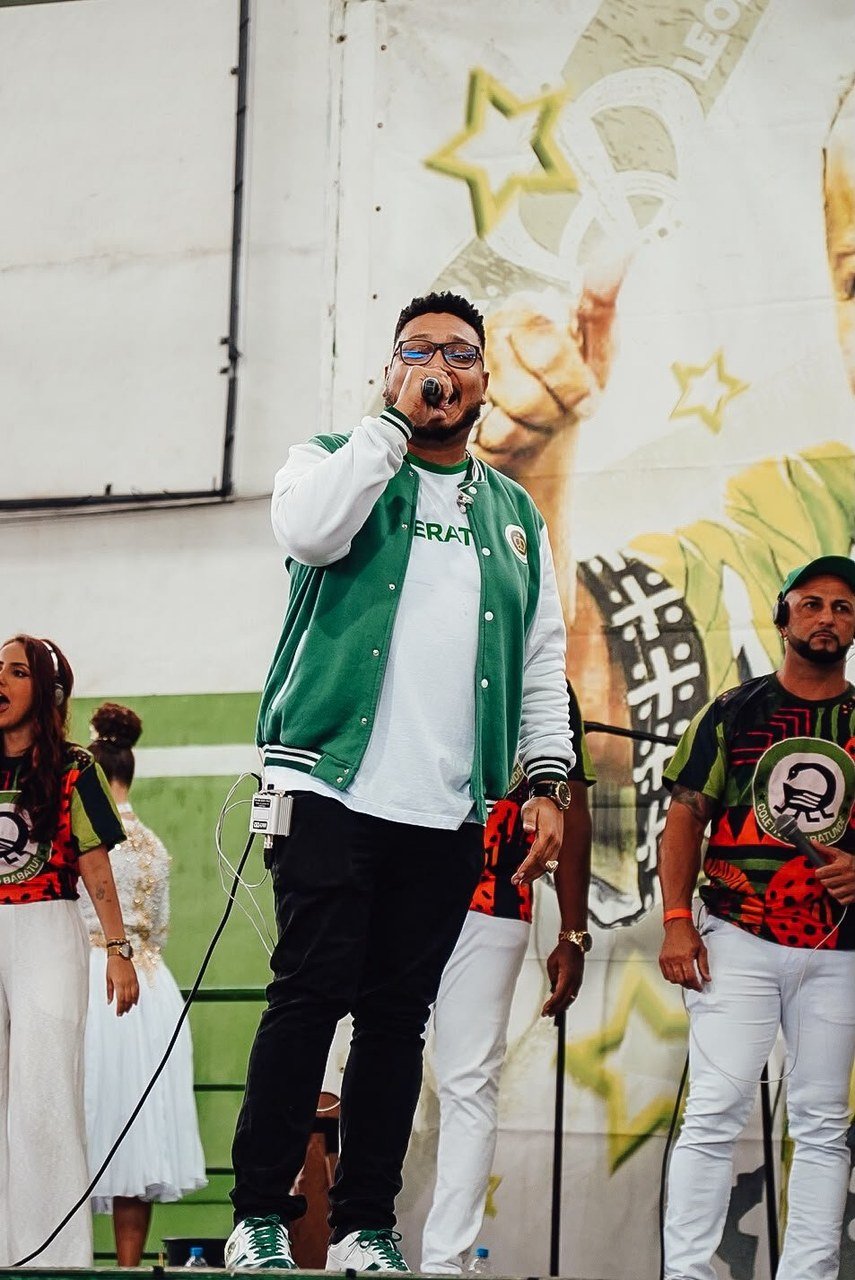 Imperatriz Leopoldinense escolhe os 10 melhores sambas em sua primeira eliminatória