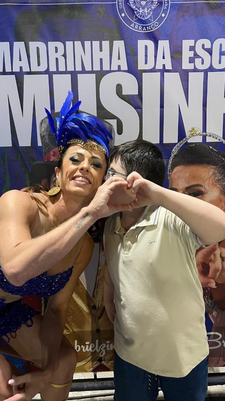 Madrinha do Arranco, Tatiana Breia celebra inclusão nas escolas de samba durante evento