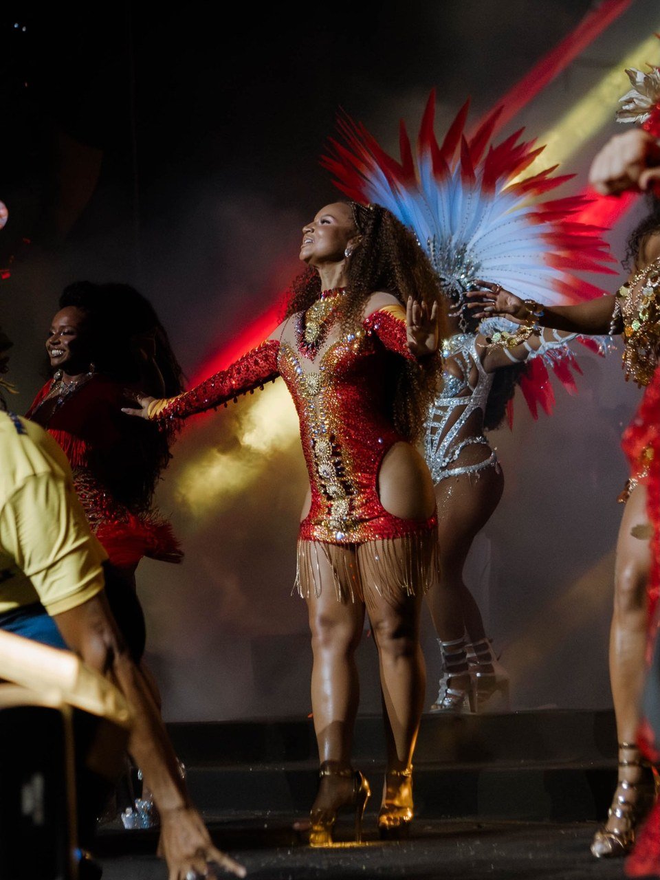 Rayane Dumont, rainha de bateria: a história de Maricá que chega ao Grupo Especial
