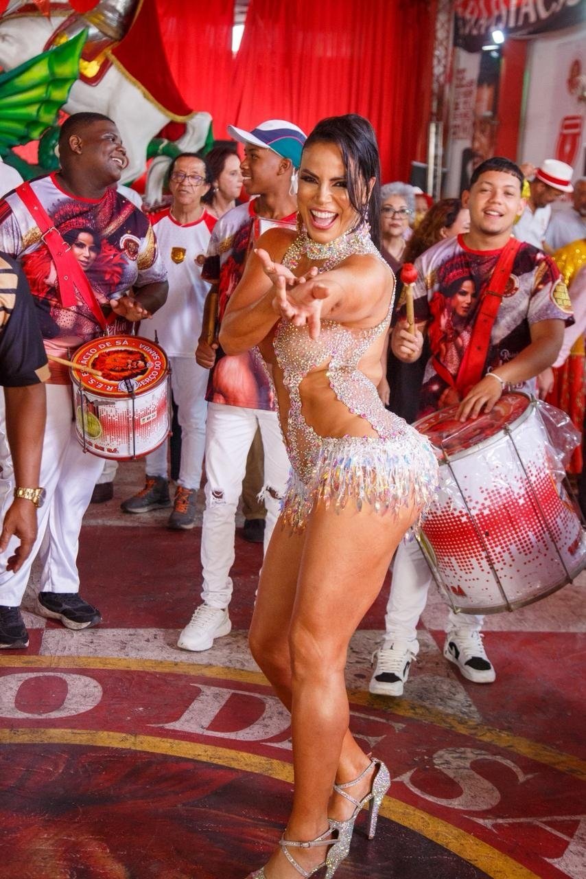 Alice Alves vira madrinha de bateria da Nova Geração do Estácio: semente que brota com carinho