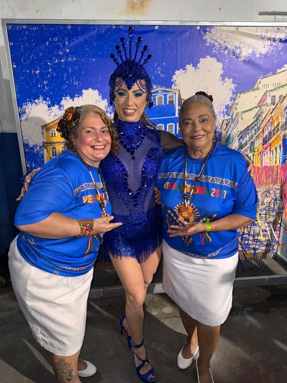 O brilho da Guardiã do Falcão na noite de samba do Arranco