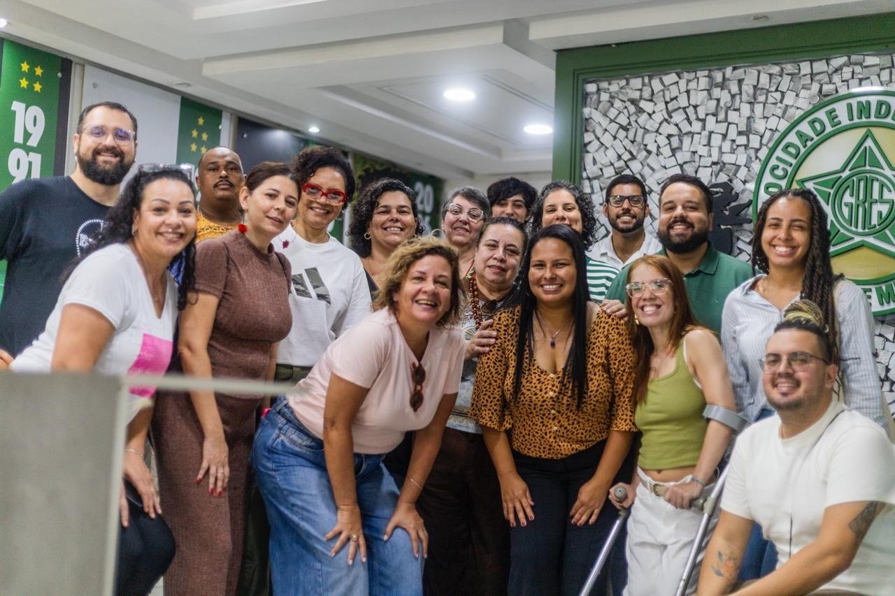 O brilho verde da Mocidade que aponta para o futuro da nossa folia