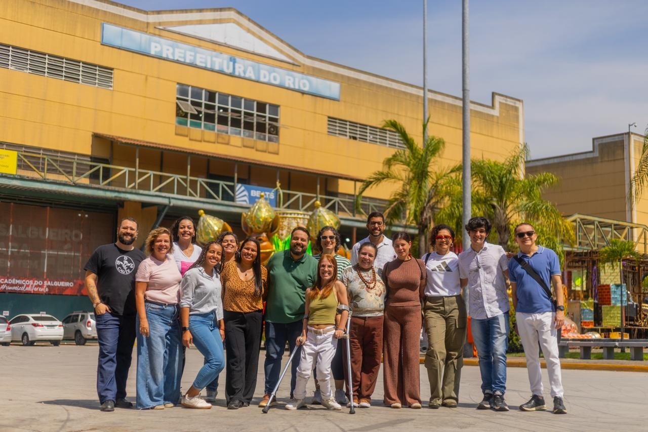 O brilho verde da Mocidade que aponta para o futuro da nossa folia
