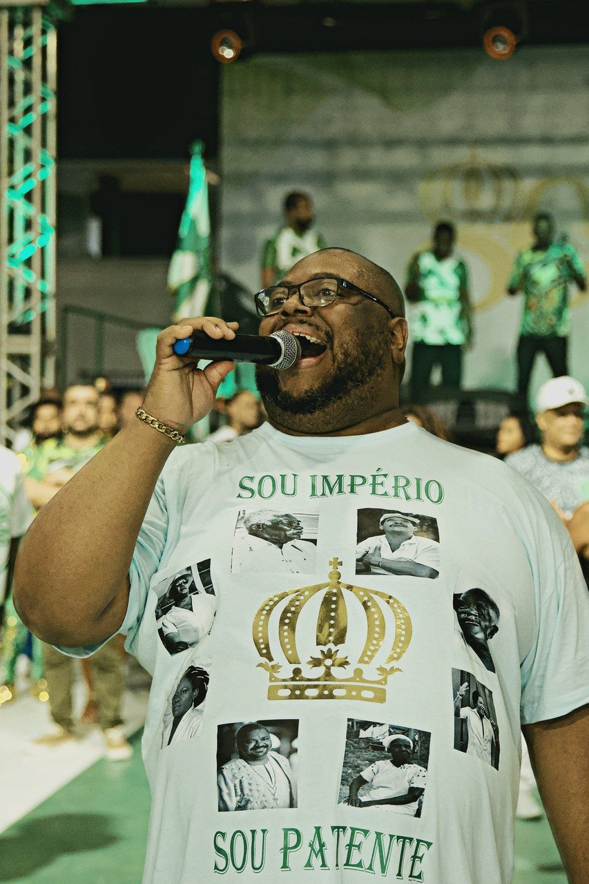O Reizinho de Madureira escolhe o hino que vai emocionar a Sapucaí