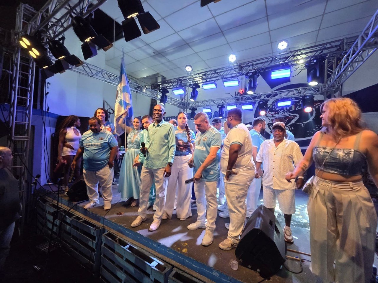 O som que eterniza a favela: Santa Marta escolhe hino para o Carnaval 2027