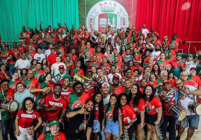 O som que vai guiar Caxias: Grande Rio escolhe seus finalistas nesta terça