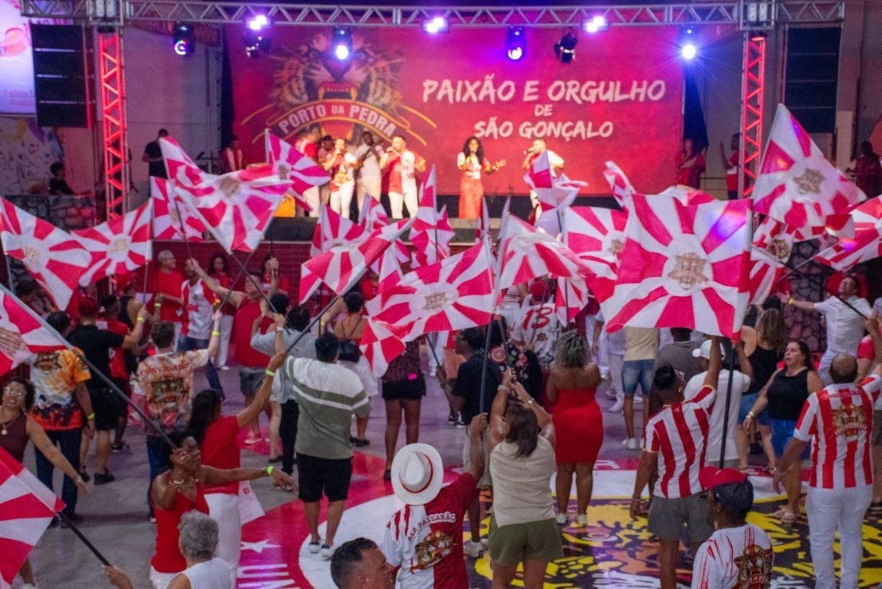 Porto da Pedra escolhe seu samba para 2027 na semifinal deste sábado