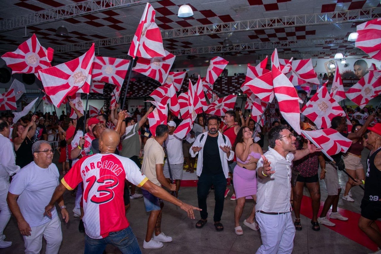Porto da Pedra escolhe seu samba para 2027 na semifinal deste sábado