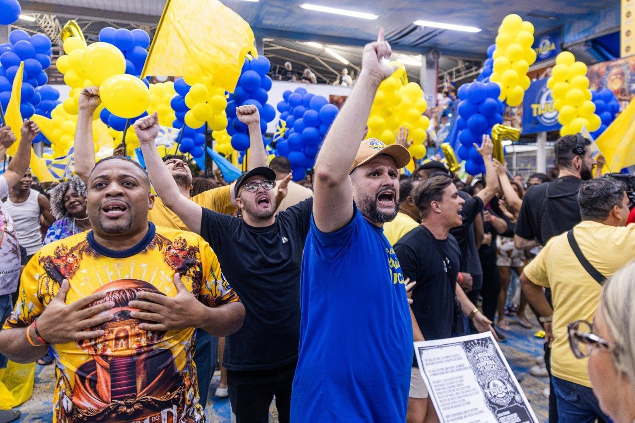 Unidos da Tijuca escolhe os quatro sambas para a grande final